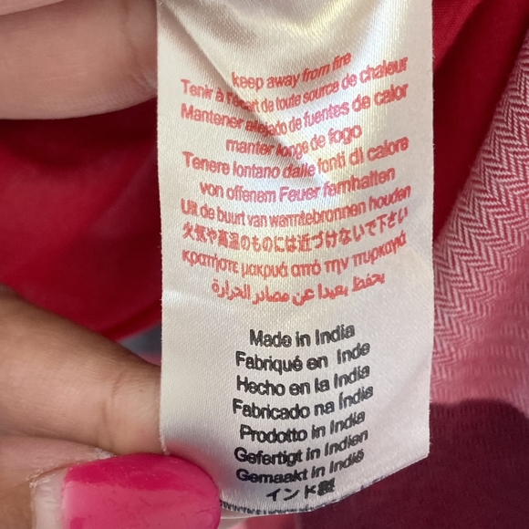 Pre-Loved Burberry Girl's Children's Skirt - Size 14Y - Timeless Elegance - Picture 8 of 11